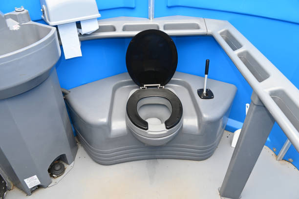 Best Luxury portable toilet rental  in Bayport, NY